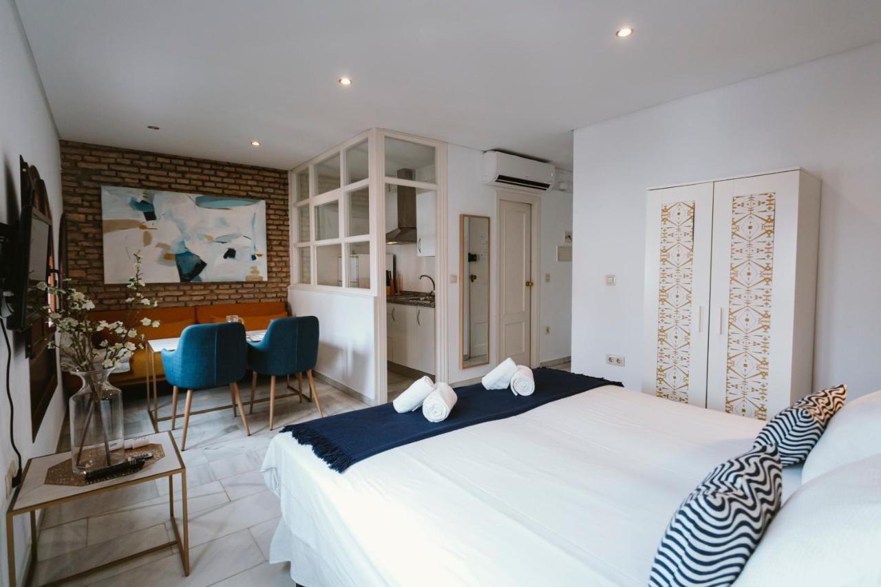 Complete Studio With Terrace - 1Bth- La Giralda Apartment Seville Ngoại thất bức ảnh
